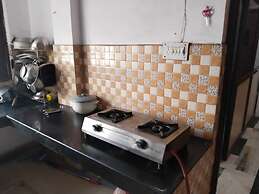 WoodStock Homestay By GRB