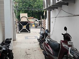 WoodStock Homestay By GRB