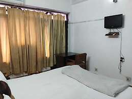 WoodStock Homestay By GRB