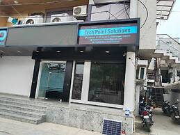 WoodStock Homestay By GRB