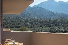 KaYa SeaView Residence