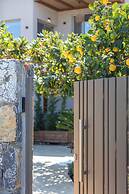 KaYa SeaView Residence