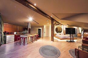 Tare Houses Hotel