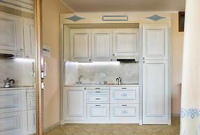 Residence with private beach in Bosa Marina