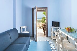 Residence with private beach in Bosa Marina