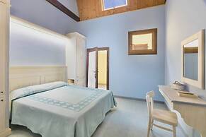 Residence with private beach in Bosa Marina