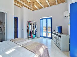 Blue and Green in Luxury