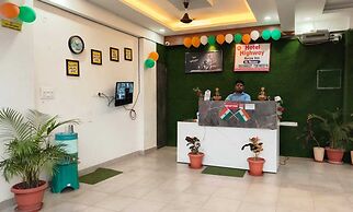 Hotel Highway Relax Inn By GRB