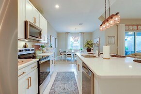 Stylish Port St Lucie Home w/ Hot Tub + Game Room!