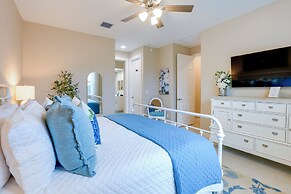 Stylish Port St Lucie Home w/ Hot Tub + Game Room!