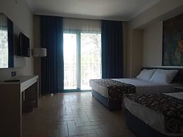 Club Bellamare Beach