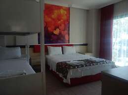 Club Bellamare Beach