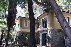 Club Bellamare Beach