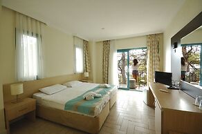 Club Bellamare Beach