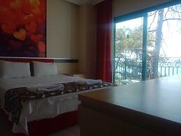 Club Bellamare Beach