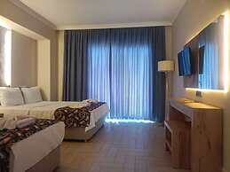 Club Bellamare Beach