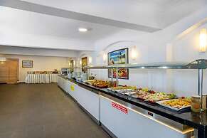 Club Bellamare Beach