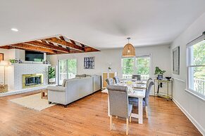 Waterfront Gainesville Home w/ Private Boat Dock!