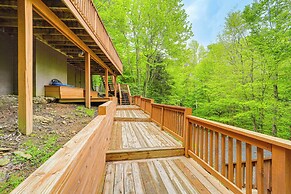 Family Home ~ 2 Mi to Beech Mountain Ski Resort!