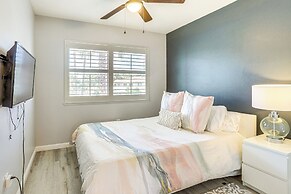 Pool Access & Mtn Views: Palm Springs Retreat!