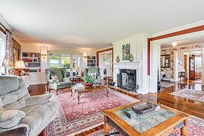 Geneva Vacation Rental w/ Vineyard & Lake Views!