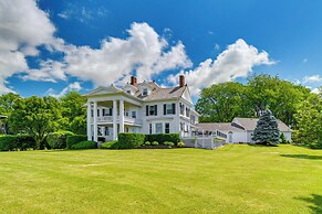 Geneva Vacation Rental w/ Vineyard & Lake Views!