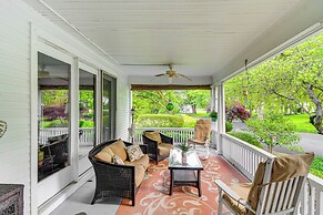 Geneva Vacation Rental w/ Vineyard & Lake Views!