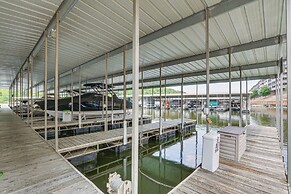 Lake & Pool Access: Osage Beach Condo