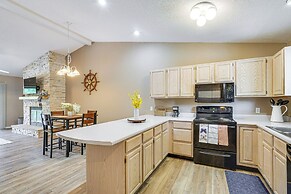 Lake & Pool Access: Osage Beach Condo