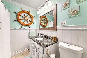 9 Mi to Dtwn: Fort Worth Home w/ Patio & Yard