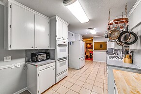 9 Mi to Dtwn: Fort Worth Home w/ Patio & Yard