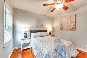 9 Mi to Dtwn: Fort Worth Home w/ Patio & Yard