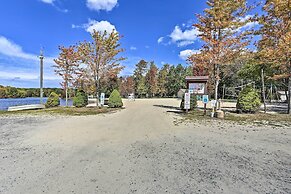 Kayaks & Hot Tub: Pine Bear' Pocono Lake Cabin