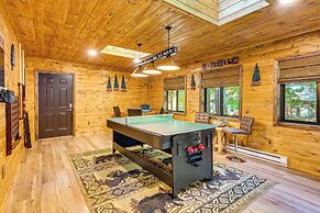 Kayaks & Hot Tub: Pine Bear' Pocono Lake Cabin