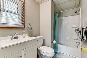 North Tonawanda Apartment ~ 11 Mi to Niagara Falls