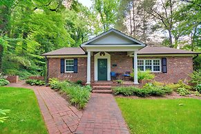 Charming Cottage - Near Wake Forest!