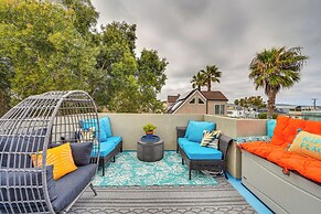 Sunny San Diego Home w/ Patio - Steps to Beach!