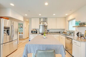 Sunny San Diego Home w/ Patio - Steps to Beach!