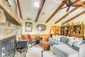 15 Mi to Seven Springs Resort: Somerset Home!