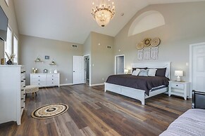 Sprawling Kentucky Getaway w/ Private Pool!