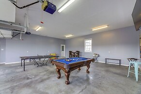 Sprawling Kentucky Getaway w/ Private Pool!