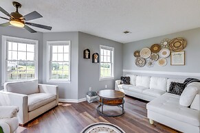 Sprawling Kentucky Getaway w/ Private Pool!