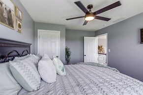 Sprawling Kentucky Getaway w/ Private Pool!