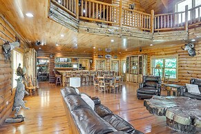 Rustic Retreat in Hickman on 160 Acres w/ Views!