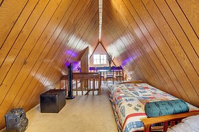 Pinetop Cabin w/ Private Fire Pit & Mountain Views