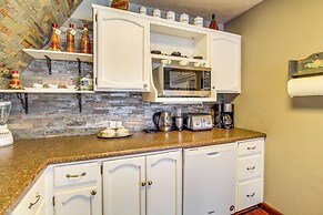 Pinetop Cabin w/ Private Fire Pit & Mountain Views