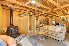 Private Dock on Messalonskee Lake: Cozy Cottage!