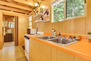 Private Dock on Messalonskee Lake: Cozy Cottage!