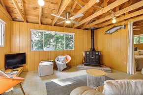 Private Dock on Messalonskee Lake: Cozy Cottage!