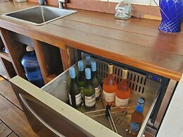 The Beach Bungalow - One 1 Bedroom Home